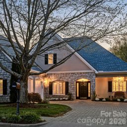 33 Tiverton Lane