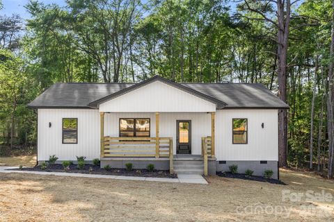 2277 Pacer Drive sold home in Green Peach Orchard, Lancaster, SC