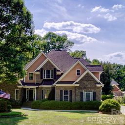 279 Woodstream Circle