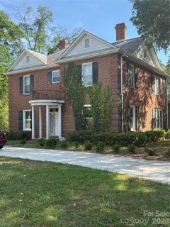 406 E Main Street