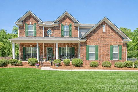 1325 Linden Glen Drive sold home in Lindenwood, Matthews, NC