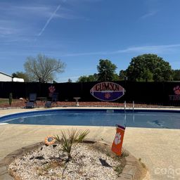 1087 Greenbriar Drive