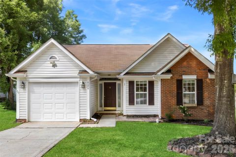 4175 Medford Drive sold home in Oak Park, Concord, NC