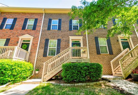 13732 Cinnabar Place pending home in Vermillion, Huntersville, NC