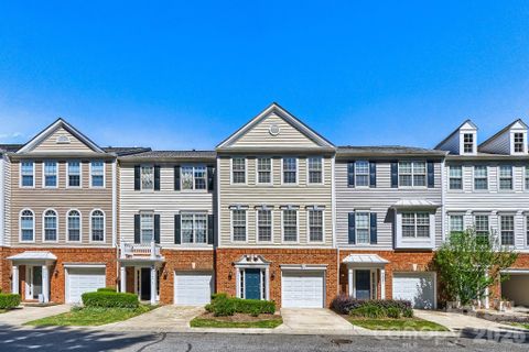 2937 Duvalla Avenue sold home in Magnolia Park, Charlotte, NC