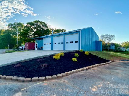 112 Hollifield Road