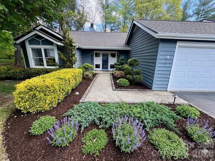10 Laurel Place Drive