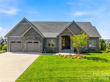 400 Samuel Drive pending home in Mills River Crossing, Mills River, NC