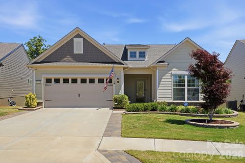 1635 Carolina Orchards Boulevard