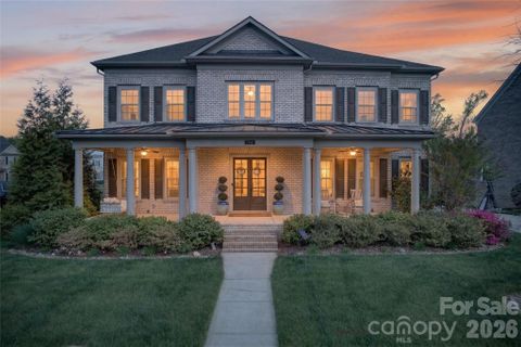 2166 Stratton Place pending home in Habersham, Fort Mill, SC
