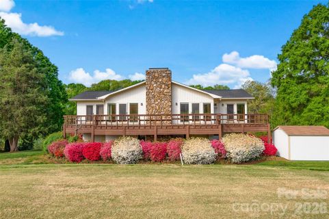 443 W Gleneagles Road active home in Shannon Acres, Statesville, NC