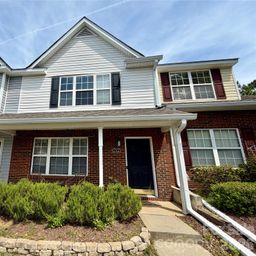 732 Rock Lake Glen