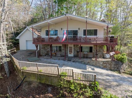 344 Pine Ridge Trail pending home in Tobacco Branch Village, Almond, NC