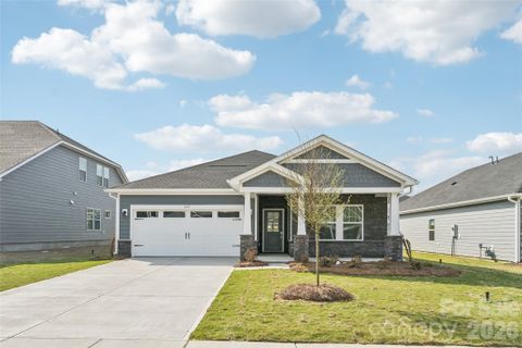 883 Santina Avenue pending home in Brighton Springs, York, SC