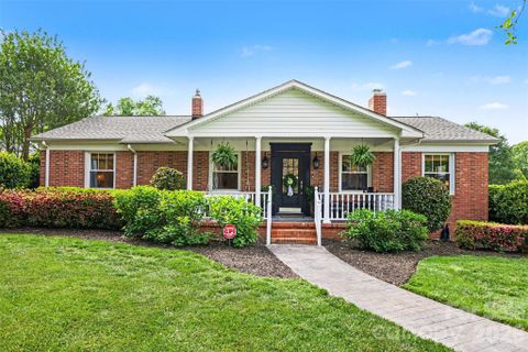 107 Peachtree Street sold home in Hall Park, Belmont, NC