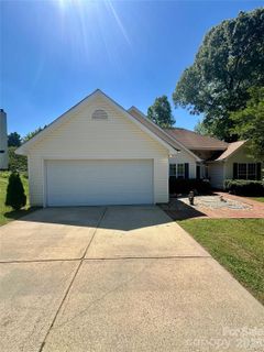 106 Old Willow Road sold home in Bradford Glyn, Mooresville, NC