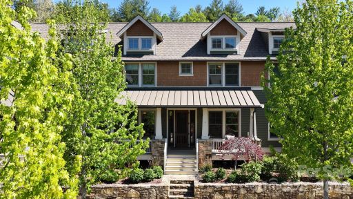 4 Fitzgerald Road pending home in Cheshire, Black Mountain, NC