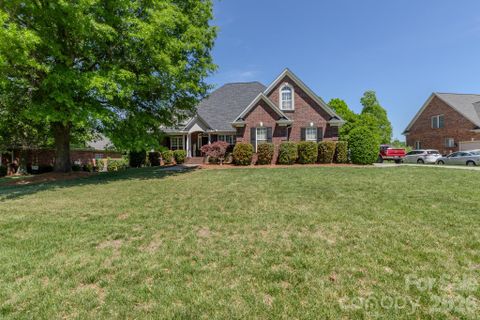 Homes in Hall Crossing, Kings Mountain