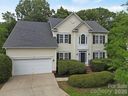 9954 Mitchell Glen Drive sold home in Charlotte, SC
