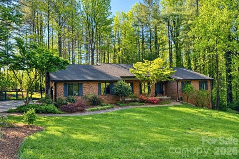 9 Westbridge Drive sold home in Westbridge, Hendersonville, NC
