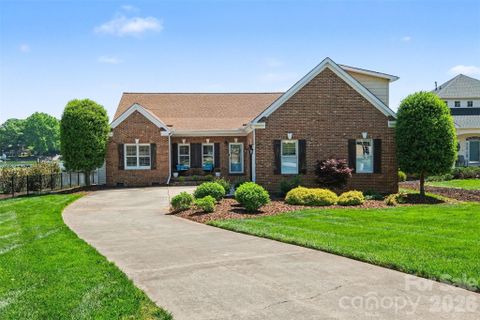 134 Chandeleur Drive sold home in Harbor Cove, Mooresville, NC