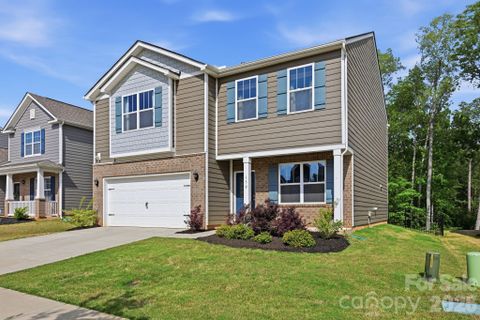 150 Scotsway Court pending home in Calvin Creek, Troutman, NC