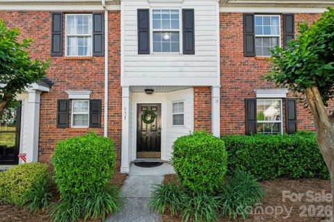 971 Heritage Parkway active home in Regent Park, Fort Mill, SC