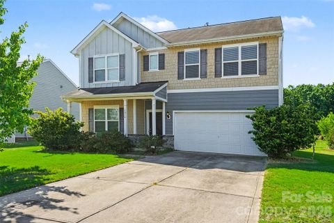 1014 Perennial Lane pending home in Fieldstone Farm, Indian Trail, NC
