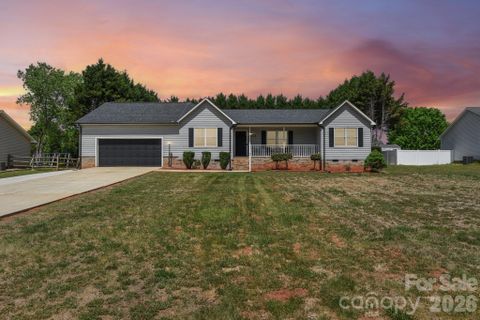 Homes in Willowbrook, Statesville