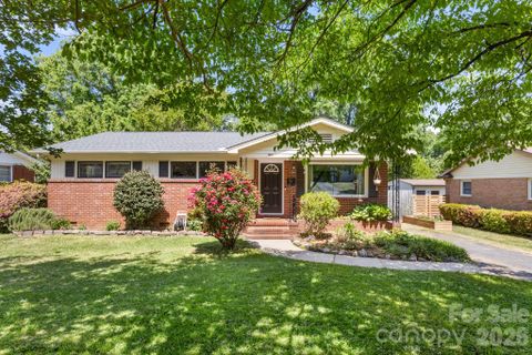 1527 Woodhill Lane sold home in Sheffield Park, Charlotte, NC