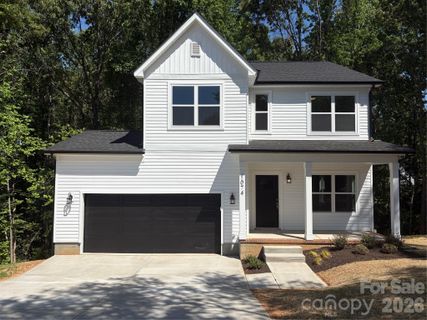 1074 Mackey Court active home in Riverwood Plantation, Gastonia, NC