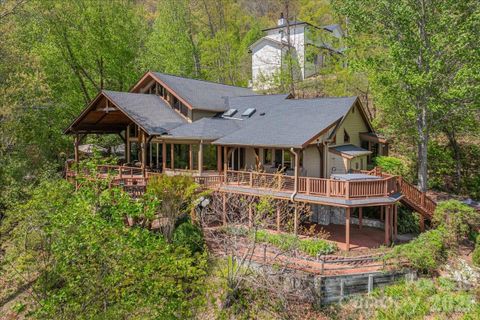 1108 Rocky Knob Road pending home in Laurel Ridge Country Club, Waynesville, NC