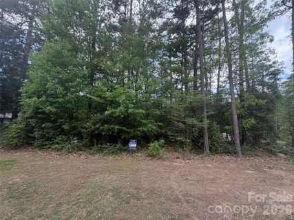 105 Hillcrest Road pending home in Pinehaven Estates, New London, NC