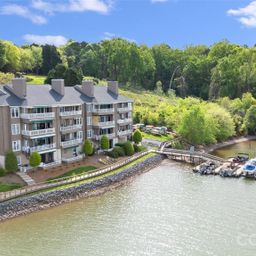 7340 Lakefront Drive