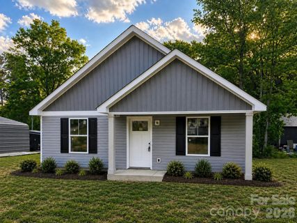 159 Hillcrest Road sold home in Pinehaven, New London, NC