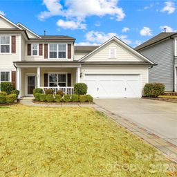 1084 Crescent Moon Drive