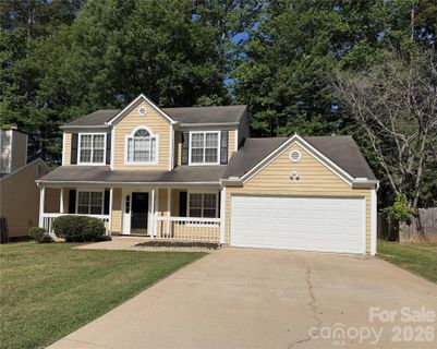 6017 Black Bear Court pending home in Running Deer, Charlotte, NC