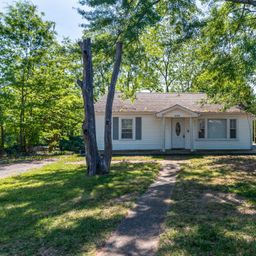 109 Hillcrest Drive