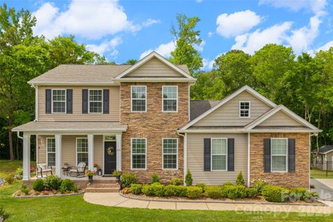 2716 Barwick Lane pending home in Stonetrace, Rock Hill, SC