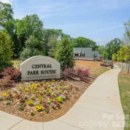 519 Winding Way