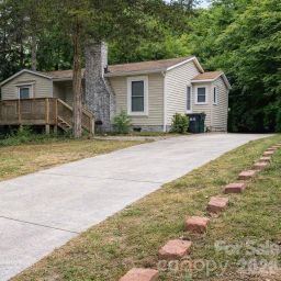 7811 Heatherdale Court