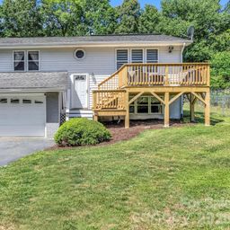 13 Spring Lake Drive