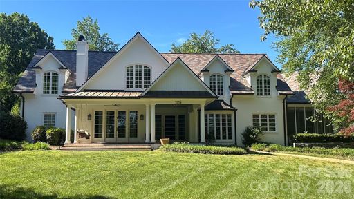 3135 Loma Lane