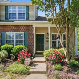 747 Rock Lake Glen