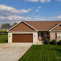 156 Greythorn Drive