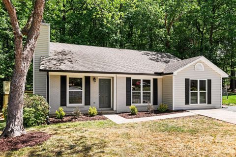 5801 Rocky Mount Court sold home in Rock Commons, Charlotte, NC