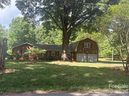Previously sold for $899,900