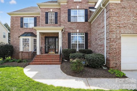 600 Deercross Lane