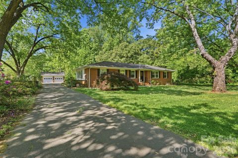 9021 Oxford Place sold home in Westminster Park, Huntersville, NC