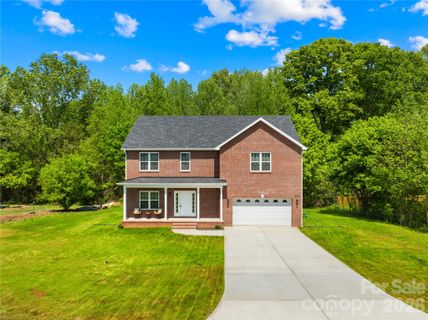 Homes in The Paddocks, Maiden